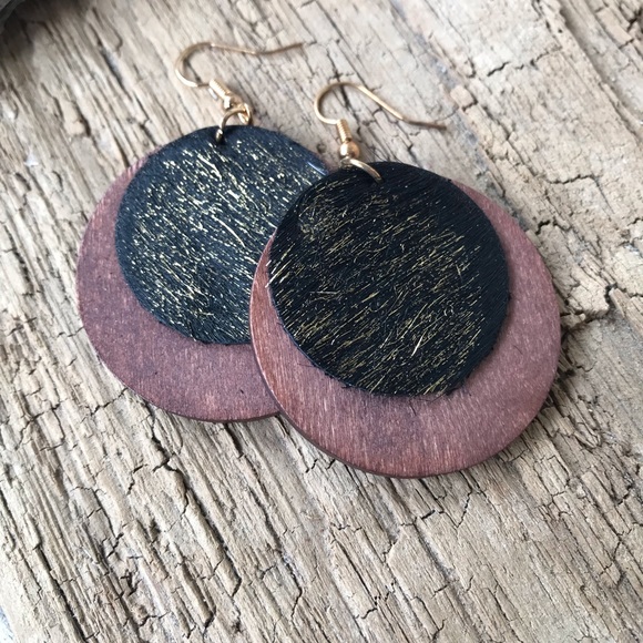 🌻4/$20 Earrings Circle Style Cowhide Wood Black Gold - Picture 4 of 6